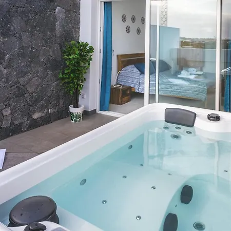 Vakantiehuis Monterey House Playa Blanca *