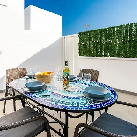 Vakantiehuis Monterey House Playa Blanca